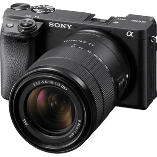 Sony Alpha 6400A + 18-135mm OSS
