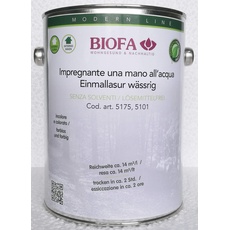 BIOFA 51-76 grau - 1 Liter - natürliche Imprägnierung einer Hand