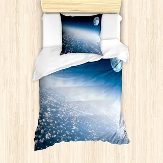 ABAKUHAUS Platz Mantele, Planet Erde und Mond, Milbensicher Allergiker geeignet mit Kissenbezügen, 135 cm x 200 cm - 80 x 80 cm, Hellblau - Hellblau