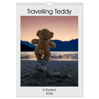 Calvendo Travelling Teddy in Europa Wandkalender 2026 DIN A4 hoch