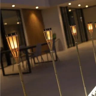 Einzigartige Solar-Gartenspieße Hiama  Newgarden Set 4 Stück