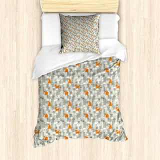 ABAKUHAUS Fuchs Mantele, Doodle Stil Wald Entwurf, Milbensicher Allergiker geeignet mit Kissenbezügen, 135 cm x 200 cm - 80 x 80 cm, Orange Weiss - Orange