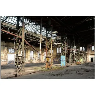 Wallario Outdoor-Poster für Garten oder Balkon, Motiv Verlassene Industriehalle - Alte Fabrik, in ca. 61 x 91,50 cm - Braun