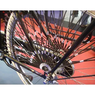 Kleidernetz Rockschutz Gummi, rot, 26-28