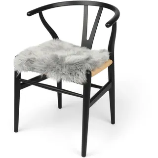 Nordic Sheep Lammfell Kissen 40x40 cm | Weiches Fell für Stühle & Sofa | Gemütliches Sitzkissen & Lammfell Sitzauflage im schönen nordischen Stil | Farbe: Hellgrau
