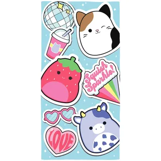 Squishmallows Offiziell Lizenziertes Kinderhandtuch | Superweiches Gefühl | Auffälliges Design | Perfekt für Zuhause, Bad, Strand & Schwimmbad | Einheitsgröße 70 × 140 cm | 100% Baumwolle