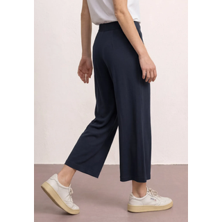 Stoffhose STREET ONE "Style Emee", Damen, Gr. 42, Länge 26, tiefblau (länge 26), Web, Obermaterial: 95% Viskose, 5% Elasthan. Futter: 100% Polyester, unifarben, loose fit 7/8-Länge, Hosen Stoffhose, im Loose Fit