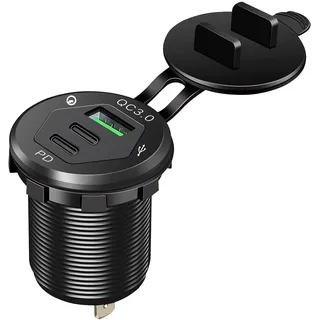 Offgridtec Kfz-Ladeadapter, Triple-USB-Steckdose 12V/24V mit 2 USB-C- & 1 USB-A-Port (je 18W), Schutzhülle, Aluminiumgehäuse, IP66 Wasser- und Staubschutz, Universell für Autos, LKW, Off-Grid-Systeme