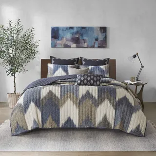 INK + IVY Reversible Cotton Quilt-Luxury Double Sided Stitching Design All Season, Breathable Coverlet Bedspread Bedding, Matching Shams, King/Cal King(104"x92"), Alpine Chevron Navy 3 Piece