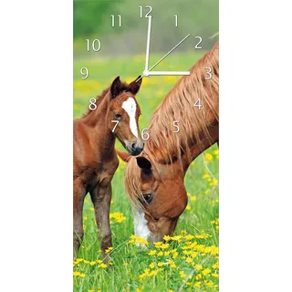 Wallario Design Wanduhr bedruckt, Größe 30 x 60 cm, Motiv: Pferde auf der Koppel - Grün