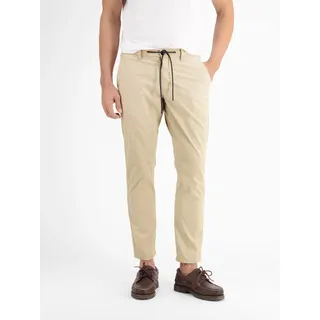 Chinohose LERROS "Sommerliche Chino, ultra leicht und schnelltrocknend, RELAX FIT", Damen, Gr. 32, Länge 34, beige (light dune beige), 54% Baumwolle, 43% Nylon, 3% Elasthan, Hosen Chinohose