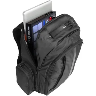 UDG Ultimate Backpack Schwarz, innen Orange (U9102BL/OR)