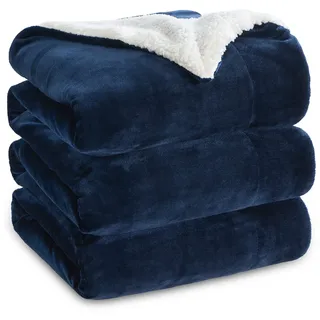 BEDSURE Decke Sofa Kuscheldecke Marine Blau - warm Sherpa Sofaüberwurf Decke, Dicke Sofadecke Couchdecke, 230x270 cm Flauschige Wohndecke für Couch