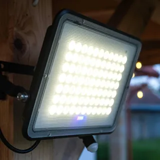 LUMILED Solarlampe für Außen Strahler mit Bewegungsmelder, Fernbedienung 4000K Neutralweiß Solar Wandleuchte Aussen IP65 wasserdicht 200W Solarleuchte für Garten Sicherheitswandleuchte Wandlampe