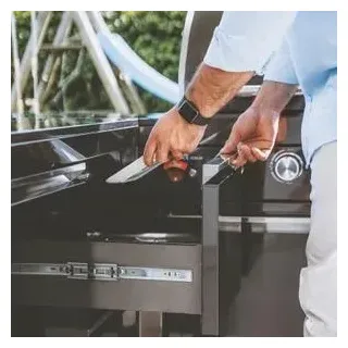 GORILLER® BLACKBACK L1 Outdoor-Küche, XXL-Gasgrill mit Doppel-Kühlschrank, Waschbecken, Extra-Arbeitsfläche und Stauraum, Edelstahl, Schwarz - Schwarz
