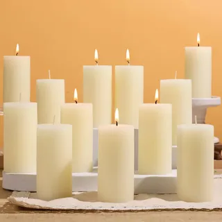12 Säulenkerzen, Unparfümierte Elfenbein Tischkerzen - 2x4 Zoll Säulenkerzen, Brenndauer bis zu 30 Stunden, Hochwertiges Paraffin mit Baumwolldocht für Kirche, Zuhause, Hochzeit, Partydekoration