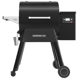 Traeger Ironwood 650 schwarz