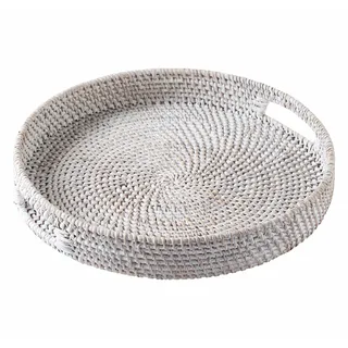 Rattan Serviertablett 30 cm / 11,8" • Rundes Rattantablett mit Griffen für Zuhause von Jungle Culture® • Dekotablett für Couchtisch • Korbtablett für Brot, Obst, Kerzen & Deko • Weiß gekalkt