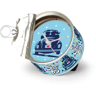 BRISA VW Collection - Käfer MyClock Tischuhr mit Magnet | Volkswagen Standuhr mit Konservendosen-Optik, Personalisierbar Batteriebetrieben Quarzuhrwerk Deko Retro, Love That Bug/Blau