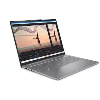 IdeaPad Slim 5 16" AMD Ryzen 7 8845HS 16 GB RAM 512 GB SSD