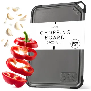 Axer Schneidebrett Kunststoff Groß BPA Frei - Universalgröße 35x25 cm Küchenbrett Spülmaschinenfest - Schneidbrett mit Saftrille Standfüßen Griff und Reibe - Cutting Board - Dunkelgrau