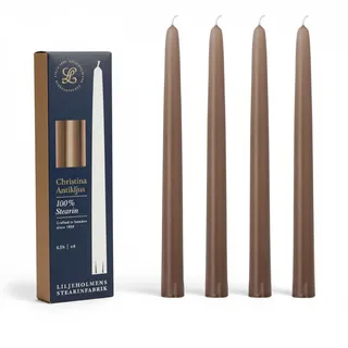 Braune Dinnerkerzen Nougat, 4er Set Tafelkerzen, 100% Stearin, edle braun beige Stabkerzen, Ø 21 × 255 mm, tropffrei & rußarm, RAL & Nordic Swan zertifiziert, skandinavische Deko für Tisch & Wohnraum
