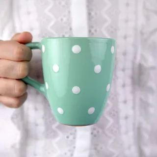 City to Cottage® - Keramik Kaffeebecher 300 ml | Türkis und Weiß | Polka Dots | Handgemacht | Keramik Geschirr | Kaffee Tee Becher