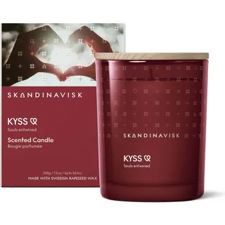 Skandinavisk KYSS 'Kuss' Duftkerze. Duftnoten: Brombeeren und Rose, Kandiszucker und Nelken. 200 g.