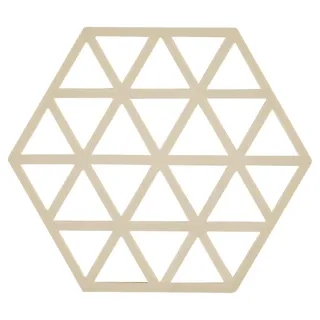 Zone Denmark Triangles Topfuntersetzer, Hitzebeständig bis 250 °C, Silikon Untersetzer, Dekorative Untersetzer für Töpfe und Pfannen, Spülmaschinenfest, 16 x 14 cm, birkenfarbig