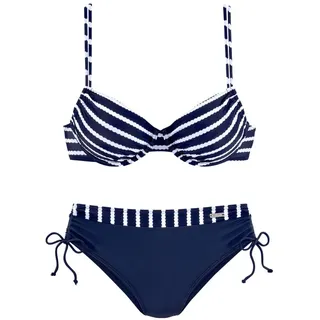 LASCANA LASCANA, Bügel-Bikini mit höherer geschnittener Bikini-Hose, blau