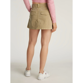 Minirock TOMMY JEANS "TJW MINI FRONT PLEATS SKIRT", Damen, Gr. L (40), beige (relic tan), Web, Obermaterial: 98% Baumwolle, 2% Elasthan, unifarben, normal mini, Röcke Minirock, mit Falten im Vorderteil