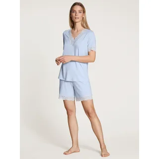Shorty CALIDA "Elegant Dreams", Damen, Gr. XXS (32/34), blau (harmony blau), Single Jersey, Obermaterial: 95% Modal (TENCELTM), 5% Elasthan, leicht transparent, unifarben, comfort fit kurz, V-Ausschnitt, Spitzenkante, Homewear-Sets Shorty, mit süßem Spitzenbesatz