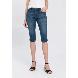 Arizona Caprijeans schmale Passform, mit Destroyed-Effekten, niedrige Leibhöhe, blau used