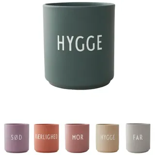 Design Letters Lieblingsbecher Grün HYGGE Tasse | Weihnachten, Weihnachtsdeko, Weihnachtsgeschenke für Frauen, Männer | Kaffeetassen Weihnachtsgeschenke Kleinigkeiten | Kaffeebecher Porzellan