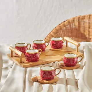 KARACA Porzellan Espressotassen Set & Bambustablett - 90 ml Türkische Kaffeetassen mit Untertassen, 6er Kaffeeservice Modern mit Serviertablett, Kaffeetasse, Untertasse - Rot