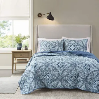 Comfort Spaces Wende-Bettwäsche-Set, Vermicelli-Nähte, für alle Jahreszeiten, leicht, Tagesdecke, passende Kissenbezüge, Doppelbettgröße (228,6 x 228,6 cm), Gloria Damast Aqua 3-teilig