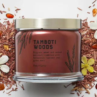 PartyLite Tamboti Woods Duftwachs, Noten von exotischem Amber, Patschuli, Lavendel & grünem Moos, 375 g 3-Docht-Glaskerze, 45 Stunden Brenndauer, luxuriöser Duft, perfekt zum Verschenken
