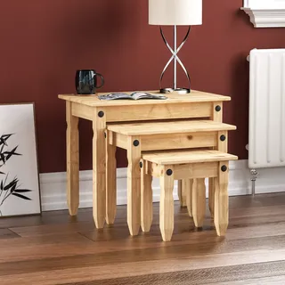 Amazon Basics Rechteckig Corona Beistelltisch, 3 Stück, massives Kiefernholz, 38 x 50 x 60 cm, Kiefer (Früher Movian)