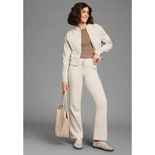 Freizeitanzug OCEAN SPORTSWEAR, Damen, Gr. 44, beige, angeraute Sweatware, Obermaterial: 60% Baumwolle, 40% Polyester. Bündchen: 95% Baumwolle, 5% Elasthan. Kragen: 95% Baumwolle, 5% Elasthan, unifarben, Sportanzüge Freizeitanzug, aus angerauter Sweatware, mit Elasthan in Bündchen und Kragen