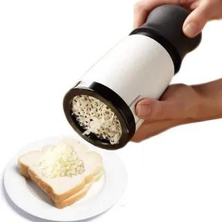 FIYSON Stainless Steel Cheese Grater, Drehbar Kräuterschneider, parmesanreibe, parmesanreibe mit behälter und 2 austauschbaren scharfen Klingen, Abnehmbar parmesanmühle (Schwarz)