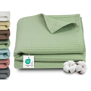 ZOLLNER Kuscheldecke in 150x200 cm - 100% Baumwolle - Zeitloses Waffelmuster - knitterarme und atmungsaktive Couchdecke in grün - waschbar bis 60°C – Hotelwäschequalität - Oeko Tex® Zertifiziert