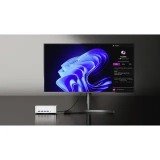 GEEKOM Mini PC AMD Ryzen 7 AMD Ryzen 7 (R7-8745HS) 5.1 GHz 32 GB RAM 1 TB SSD AMD Win 11 Pro A8 Max-R7