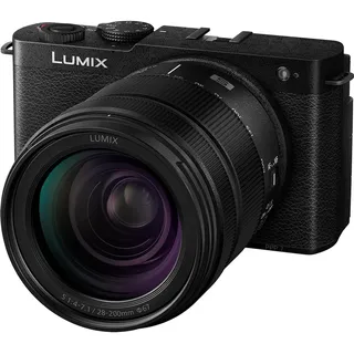 Lumix DC-S9 jet black + 28-200 mm