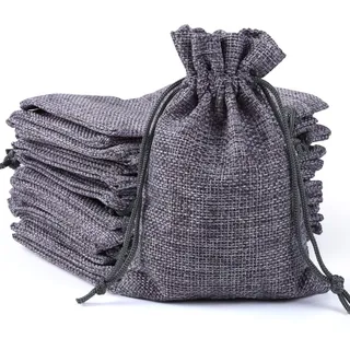 Adventskalender zum Befüllen, 24 Grau Säckchen, 10 x 14 cm, Kordelzug | Stoffbeutel in rustikaler Jute-Optik; ideal für Advent, Weihnachten, Nikolaus sowie kleine Geschenke und Überraschungen