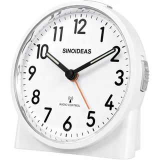 SINOIDEAS Funkwecker Analog mit Nachtlicht & Schlummerfunktion(Weiß) | großes leserliches Zifferblatt, für Nachttisch & Büro. Funkautomatik, präzise, lautlos ohne Ticken.