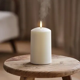 Lights4fun TruGlow Air Tragbare LED Stumpenkerze Ätherisches Öl Diffusor Fernbedienung & Timer - USB Wiederaufladbarer Diffusor für Weihnachten, Geburtstage, Wellness Geschenke & Home Decor