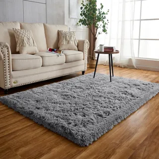Achiiso Grau Hochflorteppich - Flauschiger Schlafzimmer Teppich mit Weicher Anti-Rutsch-Technologie für Wohnzimmer (Grau, 90 x 160 cm)