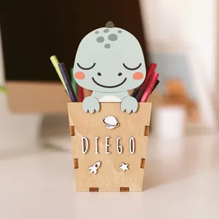 WONDEE Personalisierter Stifthalter aus Holz mit Namen, Dinosaurier-Schreibtisch-Organizer für Kinder, Schulgeburtstagsgeschenke für Kinder, Schreibtischzubehör für Jungen und Mädchen