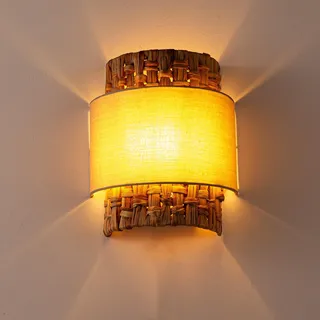 Wandlampe mit Rattan- und Beige-Textilstirnwand – Natürlicher Boho-Stil, E27-Fassung „VÉLA“