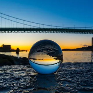 Siumir Kristallkugel mit Ständer, 100mm K9 Klare Glaskugel Lensball Fotografie Kugel für Meditation, Dekoration, Fotografie